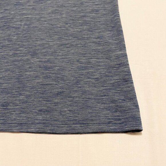 Under Armour Womens Shirt Size Small Heatgear Loose Tshirt Vneck - Picture 13 of 15